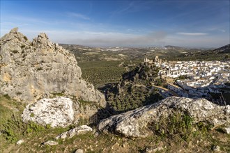 The White Village and the Moorish Castle