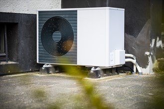 Heat pump on a single-family house in Duesseldorf