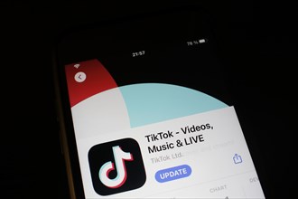 Detailed view of a smartphone with TikTok app in the iPhone App Store