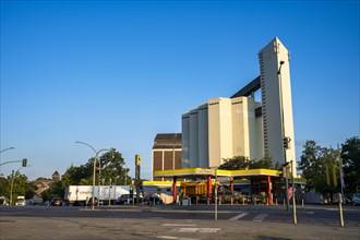 Cement handling plant in Westhafen