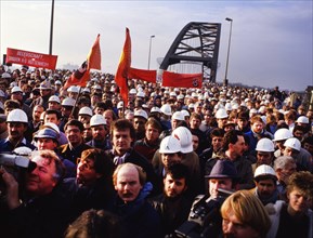 Bridge of Solidarity. IG Metall