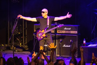 Joe Satriani live on stage