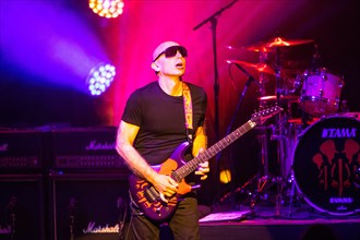 Joe Satriani live on stage