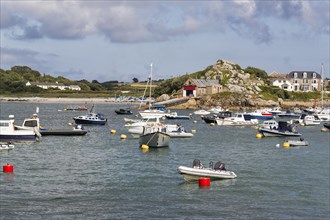 Boats in Hugh Town Harbour