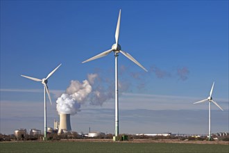 Wind turbines and the Rostock Power Station