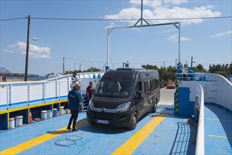 Motorhome drives off ferry in Elafonissos