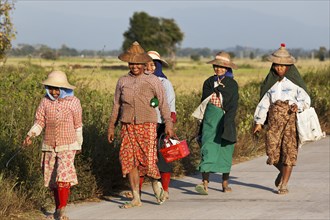 Women returning from field work