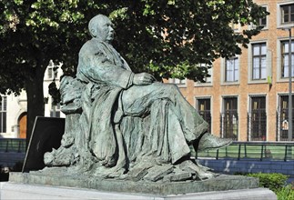 Statue of Flemish writer and poet Willem Elsschot