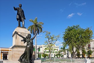 Estatua de la Libertad and statue of Jose Marti