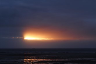 Sunrise on the island of Minsener Oog
