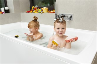 Little kids bathtub