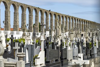 Aqueduct and cemetery in Vila do Conde
