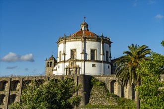 The Jardim do Morro Park and the Mosteiro da Serra do Pilar Monastery