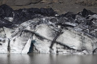 Ice floes in glacial lake