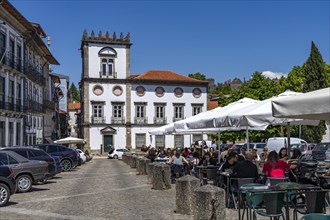 Restaurants in Largo Joao Franco Square