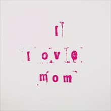 Pink i love mom inscription