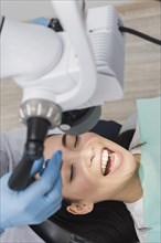 Woman dentist_2