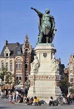 The statue of Jacob Van Artevelde at the Friday Market