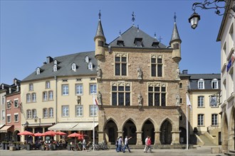 Market square and Denzelt