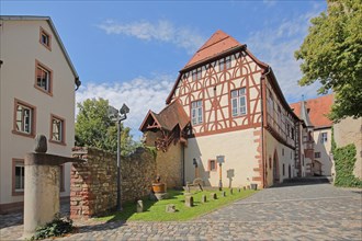 Historic town wall at the Kurmainzisches Schloss