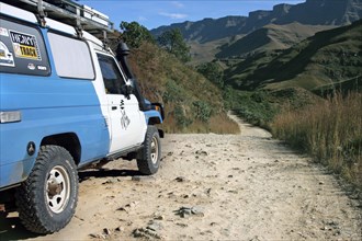 Four-wheel drive vehicle on the Sani pass
