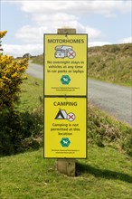 Signs warning of restrictions on camping and overnight stays in motorhomes