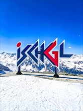 Selfie spot on the Viderjoch in the ski area of Ischgl