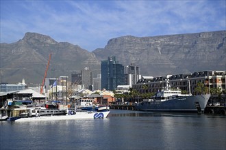 View of Table Mountain from the Victoria and Alfred Waterfront