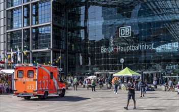 Emergency ambulance of the Berlin fire brigade in front of the main station