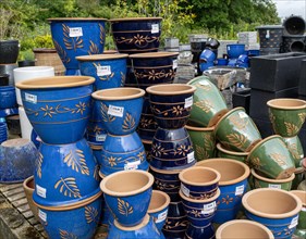 Frost proof pottery ceramic pots on sale in garden centre