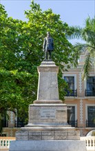 Statue of General Manuel Cepeda Peraza