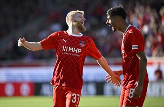 Goal celebration Jan-Niklas Beste 1. FC Heidenheim 1846 FCH