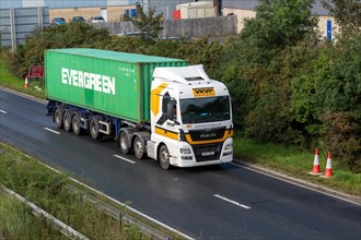 VKVP Haulage MAN lorry Evergreen container