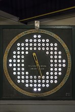 Old Dutch electronic auction clock from NV Van der Hoorn en Wouda for selling shrimps at fish market