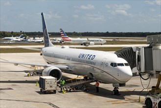 United Airlines Boeing 737 plane at Cancun airport