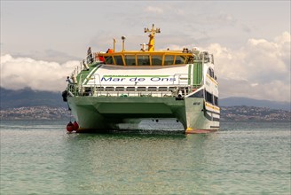 Mar de Ons ferry boat
