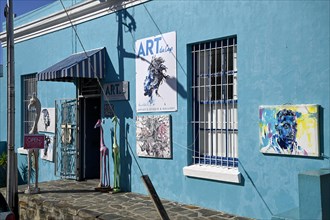 Colourful house facade of a gallery in De Waal Street