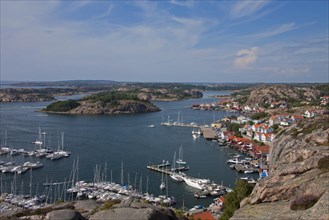 View over the harbour of the fishing village Fjaellbacka