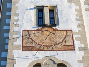 Sundial and clock at the Grafeneckart built 14th century