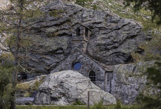 Rock chapel