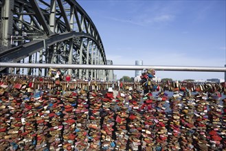 Large quantities of so-called love locks on the Hohenzoller Bridge in Cologne