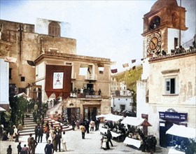 Piazza Umberto I on Capri during a holiday