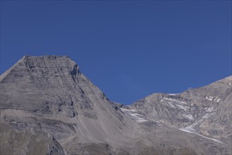 Mountain panorama in the Grossglockner area with Hohe Dock