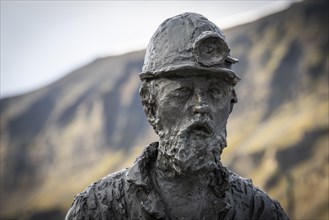 Statue The Miner