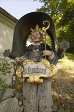 Sculpture of St. Leonhard on the Calvary