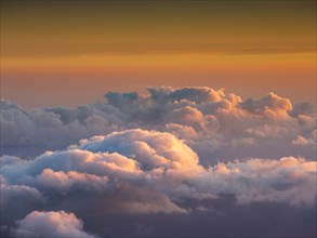 (Cumulus) clouds from the side, Psiloritis, Ida Massif, Crete, Greece, Europe