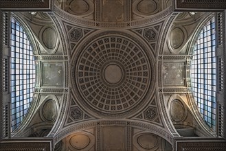 Dome vault inside the Pantheon