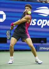 Tennisspieler Ben Shelton USA in Aktion bei den US Open 2023