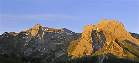 View over the Cirque de Gourette and the Massif du Ger at sunrise