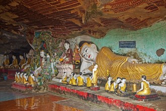 Buddha statues in the Kawgun cave
